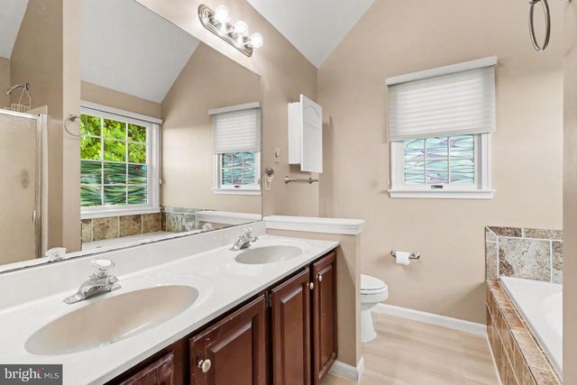 3 HILLTOP CIRCLE, Mechanicsburg, PA 17055