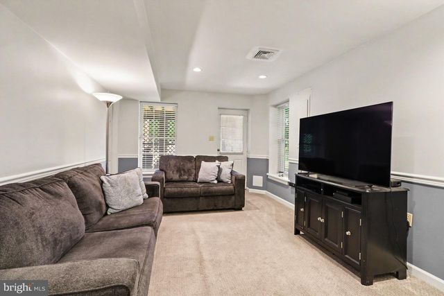 3 HILLTOP CIRCLE, Mechanicsburg, PA 17055