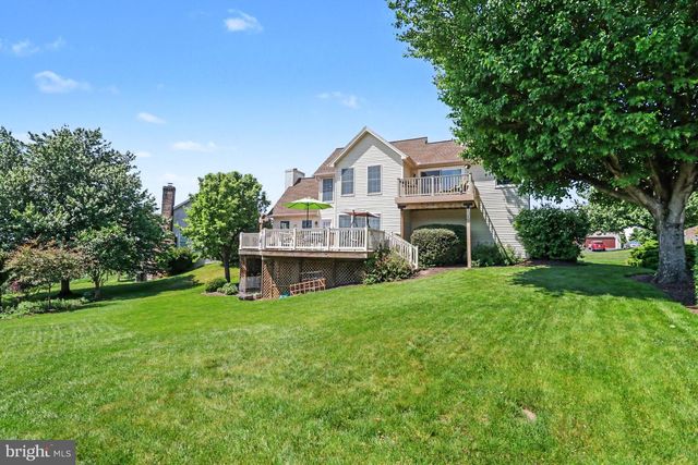 3 HILLTOP CIRCLE, Mechanicsburg, PA 17055