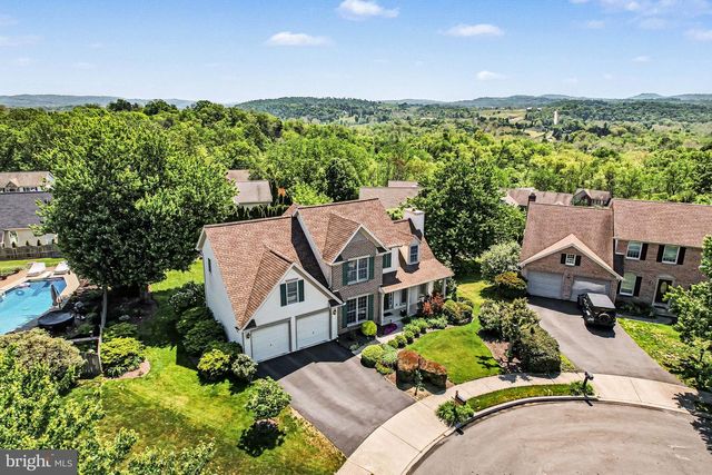 3 HILLTOP CIRCLE, Mechanicsburg, PA 17055