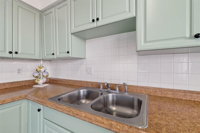 20119 Telegraph Square Ln, Katy, TX 77449