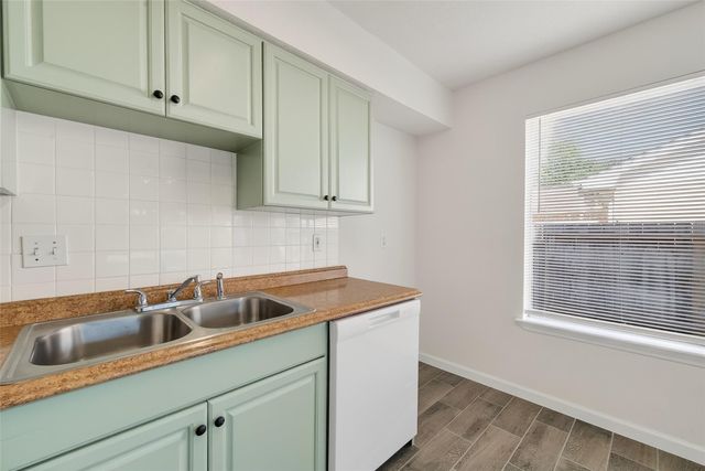 20119 Telegraph Square Ln, Katy, TX 77449