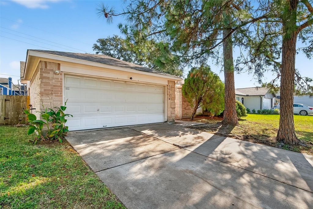 20119 Telegraph Square Ln, Katy, TX 77449