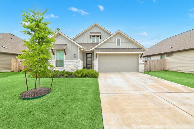 311 Westfield ST, Hutto, TX 78634