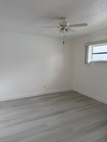 6211 SW 37TH Street 211, Davie, FL 33314