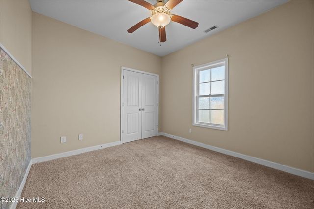 257 E Ivybridge Drive, Hubert, NC 28539