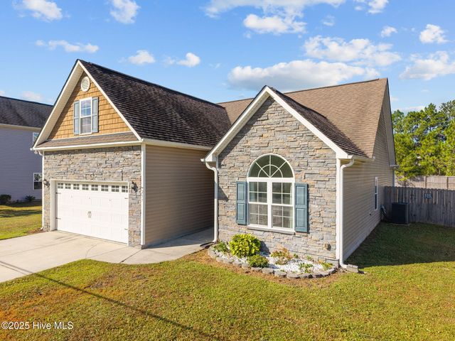 257 E Ivybridge Drive, Hubert, NC 28539