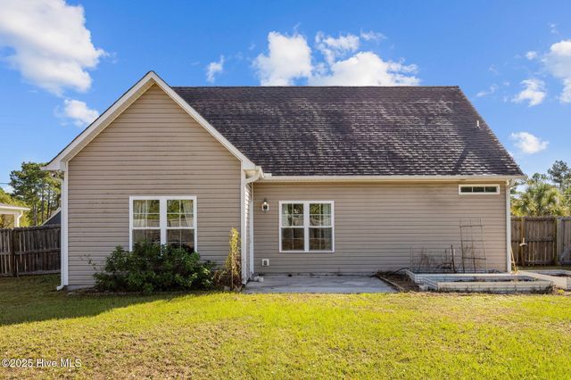 257 E Ivybridge Drive, Hubert, NC 28539