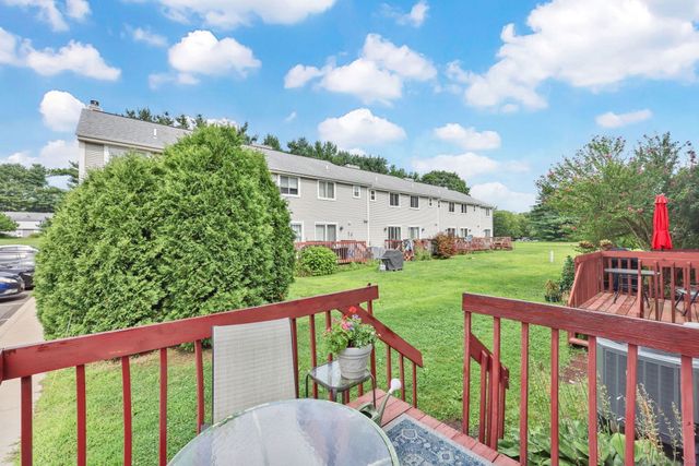16 Seymour Road 2A, East Granby, CT 06026