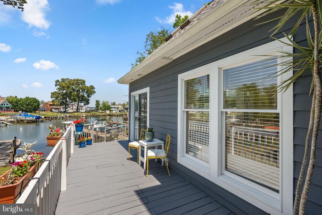 Image 32 of property listing at 1010 SMITH DR, Arnold, MD 21012