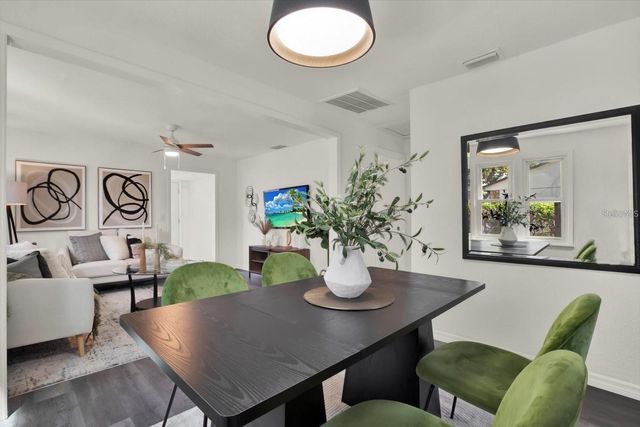 4082 38TH AVENUE N, St Petersburg, FL 33713