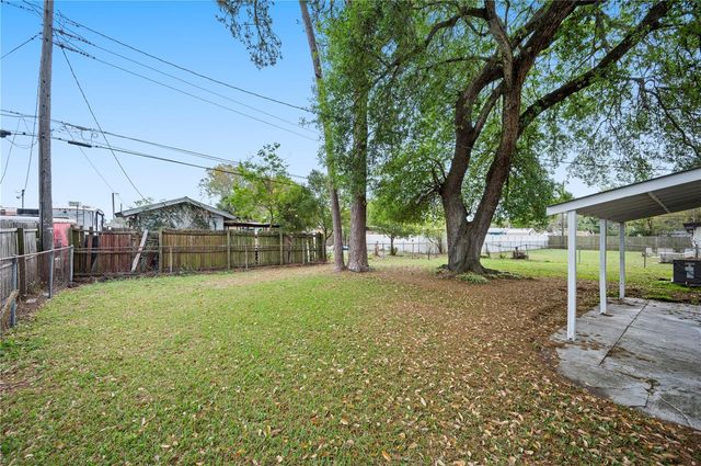 3010 DREWERY AVENUE, Lakeland, FL 33803