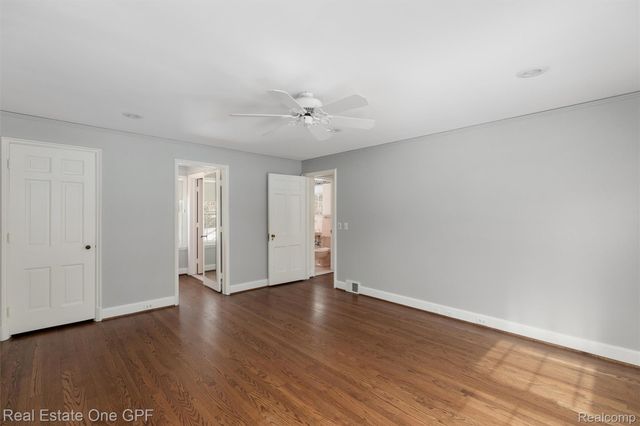 636 Middlesex Road, Grosse Pointe Park, MI 48230