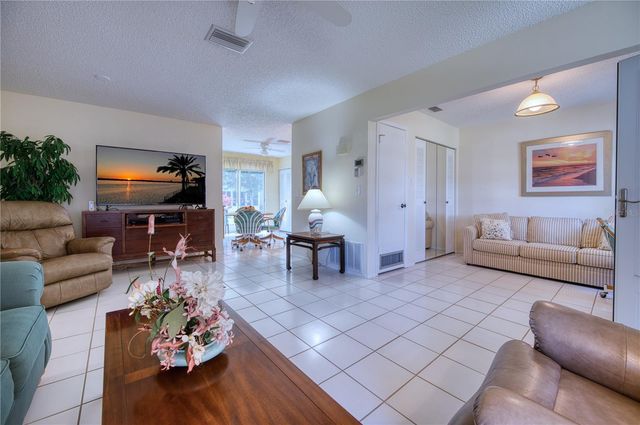 3810 41ST STREET W 3810, Bradenton, FL 34205