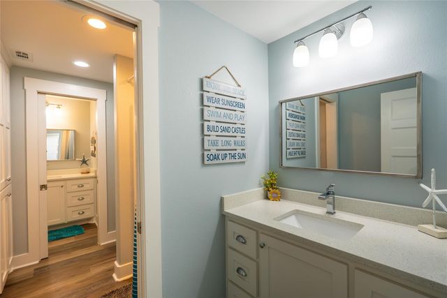 1339 Emerald Drive, Crystal Beach, TX 77650