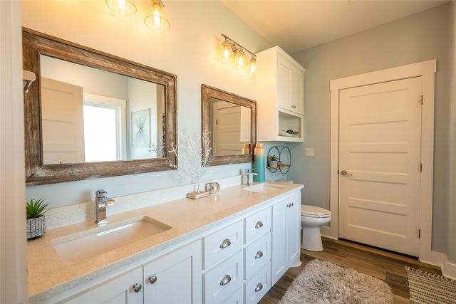 1339 Emerald Drive, Crystal Beach, TX 77650