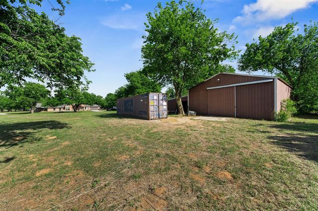 1850 72nd ave NW, Norman, OK 73072