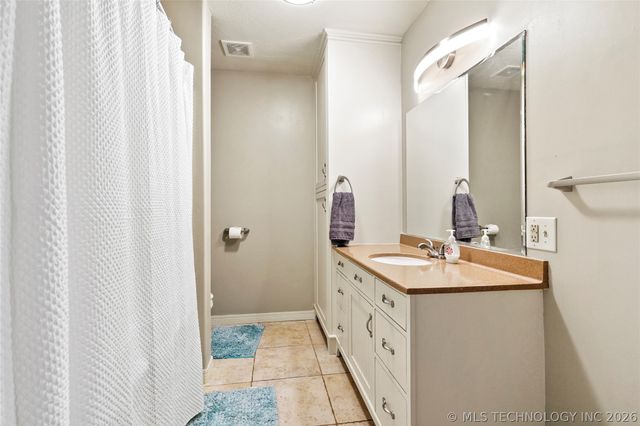 2105 S 280th East Avenue, Catoosa, OK 74015