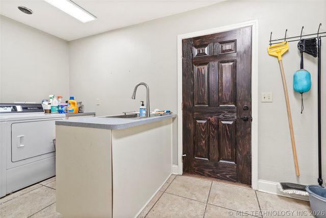 2105 S 280th East Avenue, Catoosa, OK 74015