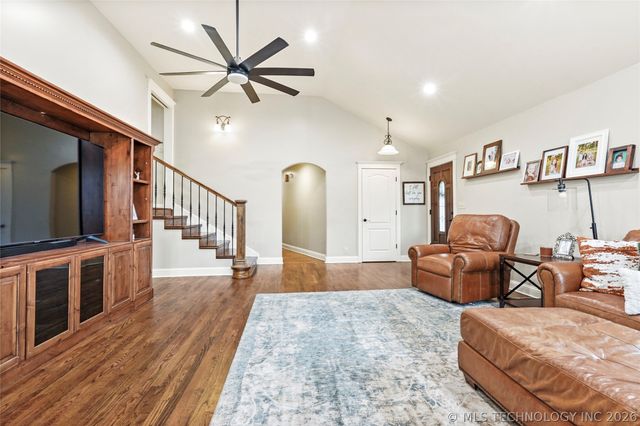 2105 S 280th East Avenue, Catoosa, OK 74015