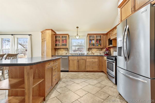2105 S 280th East Avenue, Catoosa, OK 74015