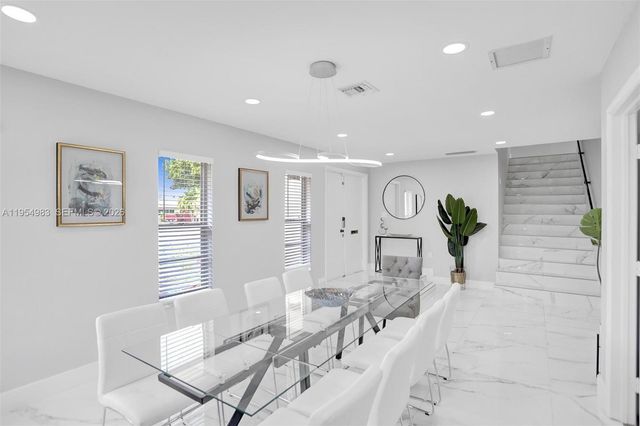 6 Little Harbor Way, Deerfield Beach, FL 33441