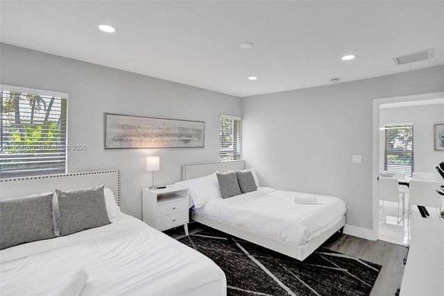 6 Little Harbor Way, Deerfield Beach, FL 33441