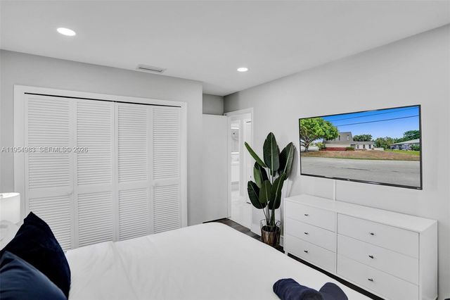 6 Little Harbor Way, Deerfield Beach, FL 33441