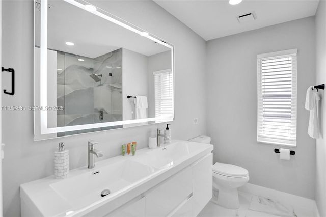 6 Little Harbor Way, Deerfield Beach, FL 33441