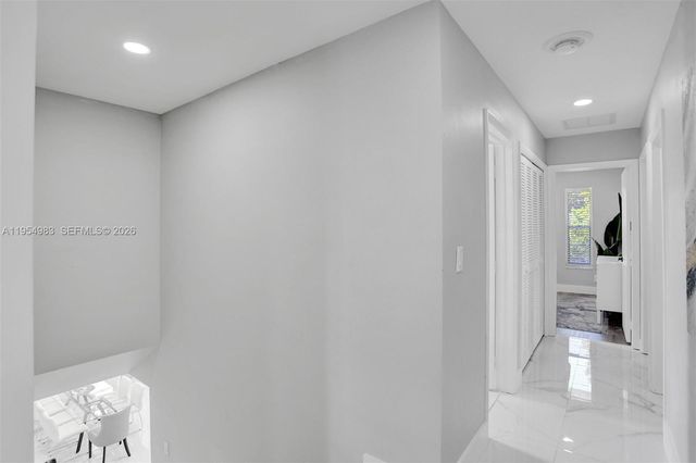 6 Little Harbor Way, Deerfield Beach, FL 33441