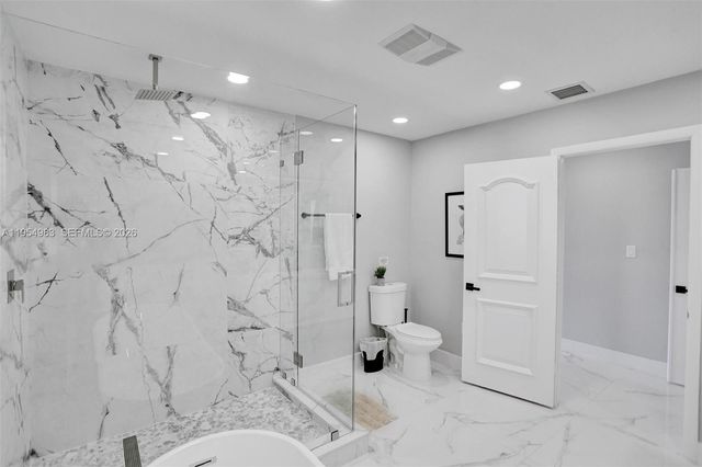 6 Little Harbor Way, Deerfield Beach, FL 33441