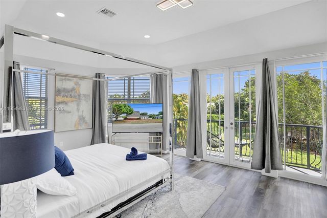 6 Little Harbor Way, Deerfield Beach, FL 33441