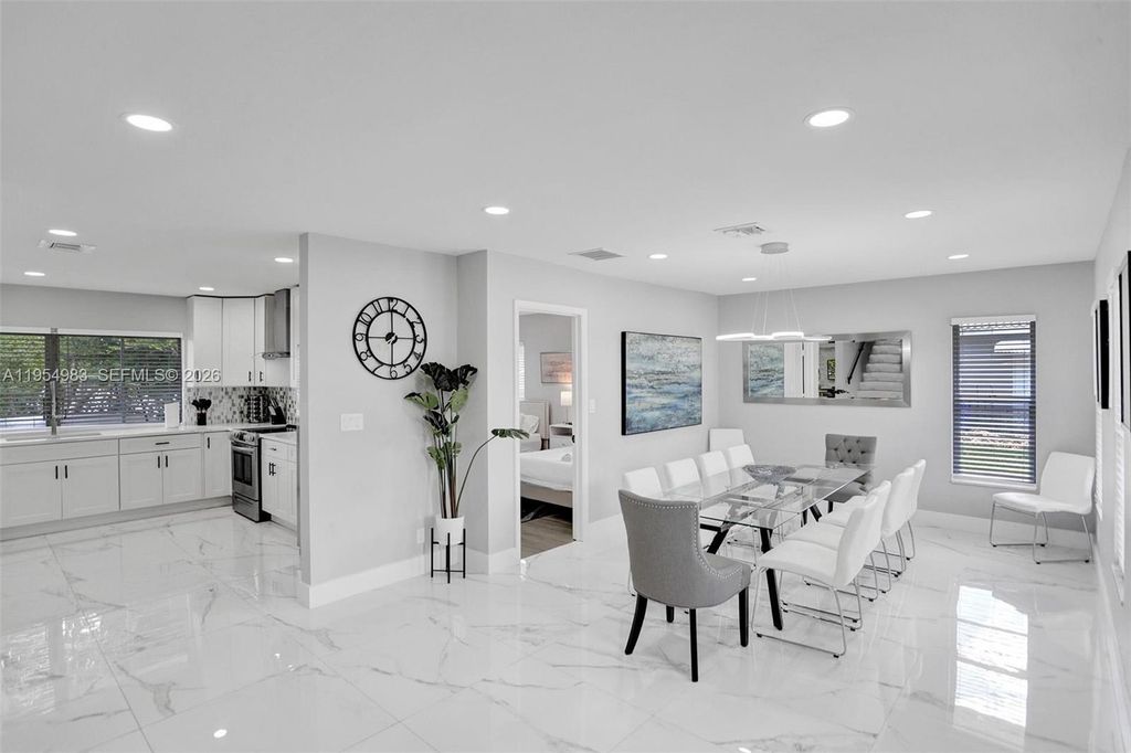 6 Little Harbor Way, Deerfield Beach, FL 33441