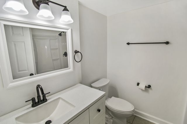 1037 185th Place, Homewood, IL 60430