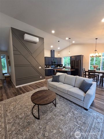 18702 Rampart Lane SE, Yelm, WA 98597