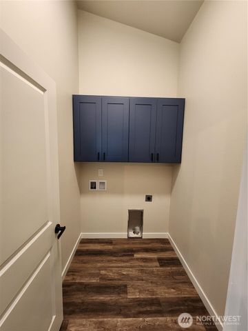 18702 Rampart Lane SE, Yelm, WA 98597