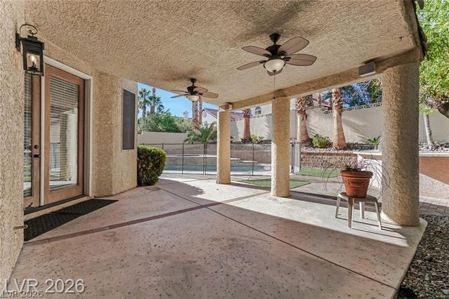 7 Crown Valley Drive, Henderson, NV 89074