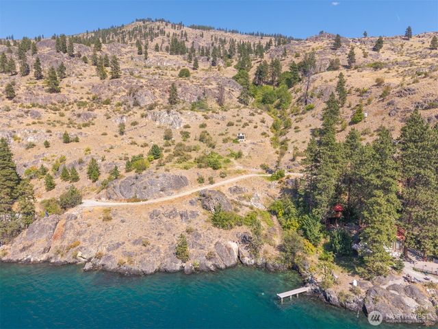 2570 Emerson Acres Road, Manson, WA 98831