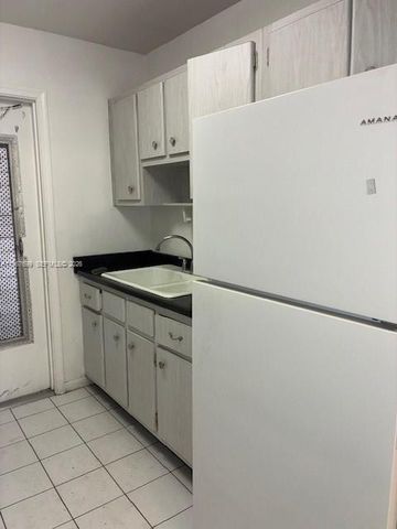 348 S Federal Hwy 27, Dania Beach, FL 33004