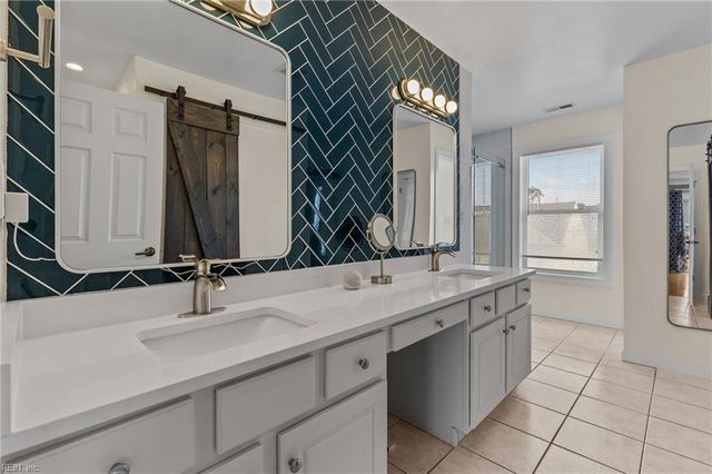 9608 Dolphin RN, Norfolk, VA 23518