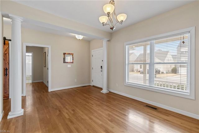 9608 Dolphin RN, Norfolk, VA 23518