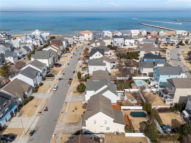 9608 Dolphin RN, Norfolk, VA 23518