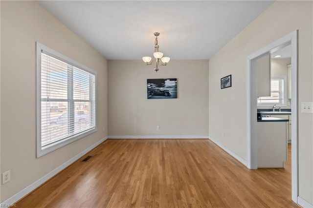 9608 Dolphin RN, Norfolk, VA 23518