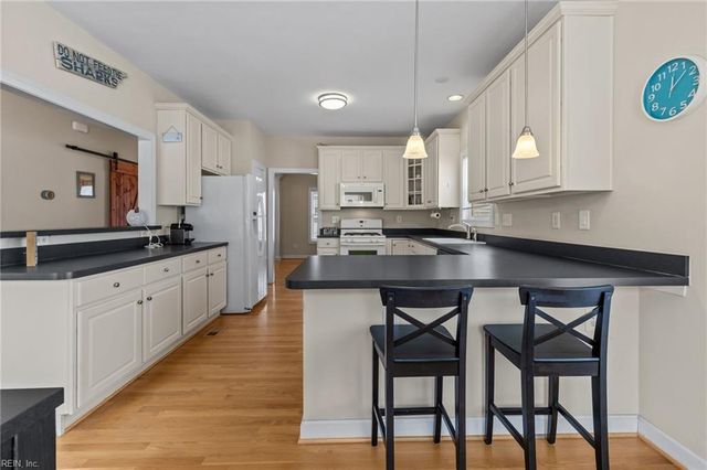 9608 Dolphin RN, Norfolk, VA 23518