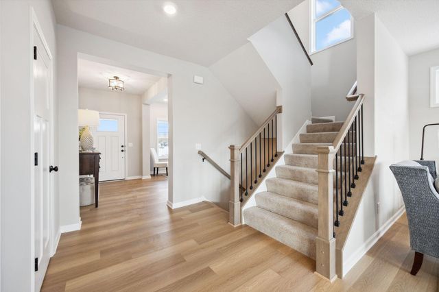 10700 Harbor Lane N, Maple Grove, MN 55369