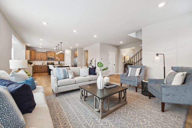 10700 Harbor Lane N, Maple Grove, MN 55369