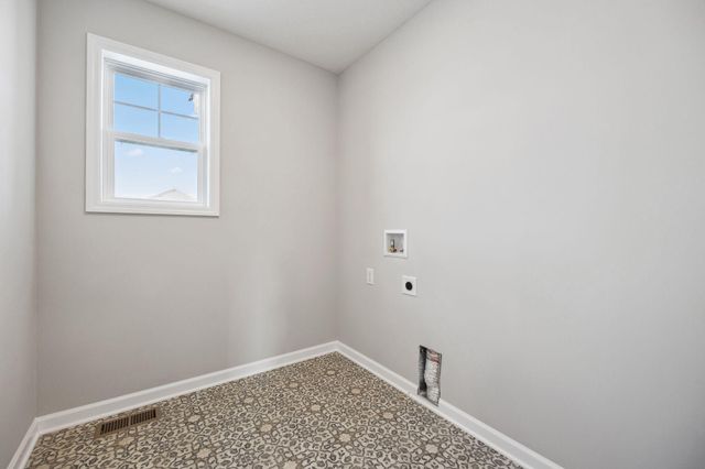 10700 Harbor Lane N, Maple Grove, MN 55369