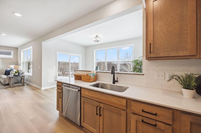 10700 Harbor Lane N, Maple Grove, MN 55369