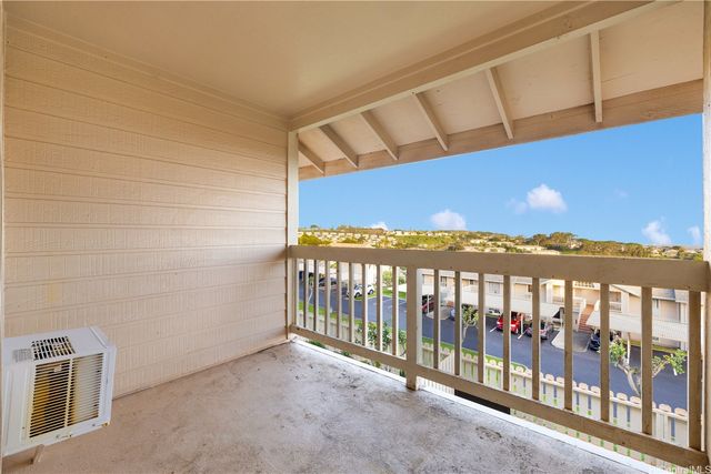 92-1212 Palahia Street W202, Kapolei, HI 96707