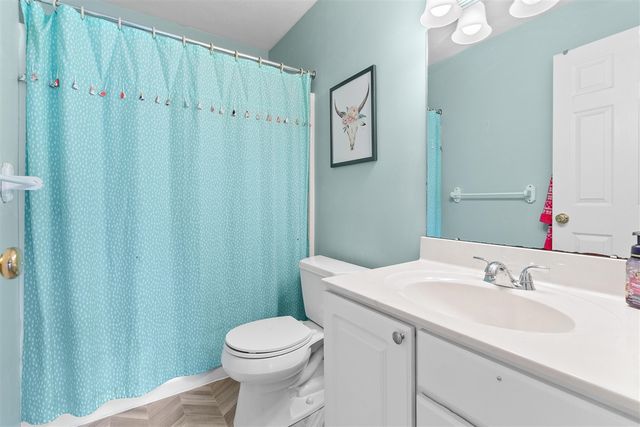 2912 Mandarin Grove Lane, Kalamazoo, MI 49004